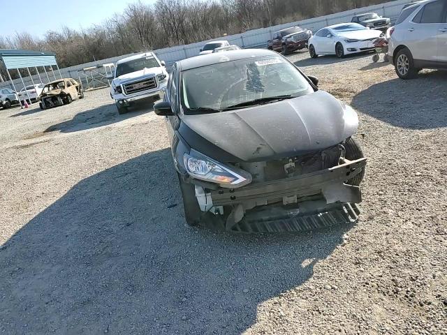 2016 Nissan Sentra - Image 10