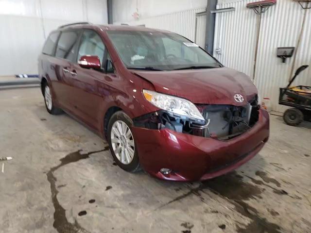 2013 Toyota Sienna - Image 11