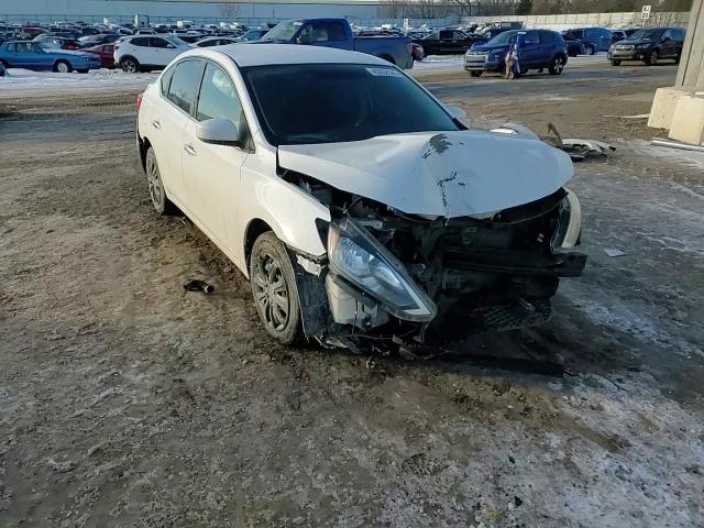 2019 Nissan Sentra - Image 11