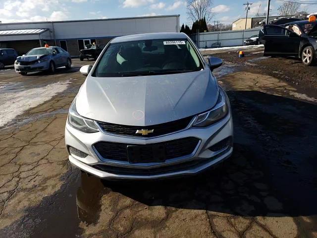 2016 Chevrolet Cruze - Image 11
