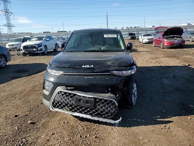 2022 Kia Soul - Image 11