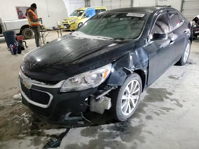 2016 Chevrolet Malibu - Image 11