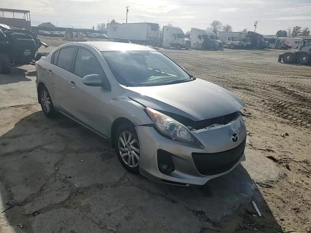 2012 Mazda 3 - Image 10