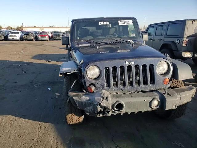 2013 Jeep Wrangler - Image 11