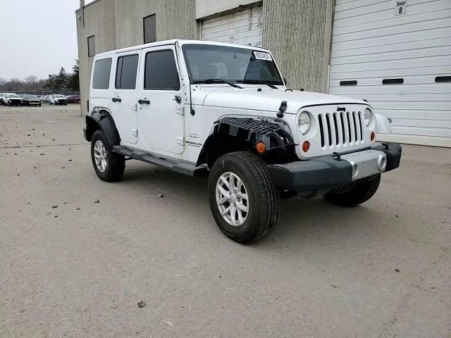 2011 Jeep Wrangler - Image 12