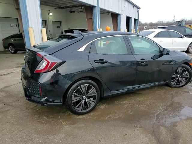 2018 Honda Civic - Image 13