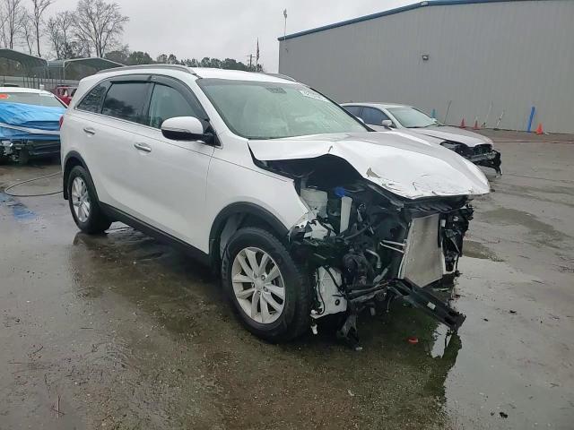 2017 Kia Sorento - Image 15