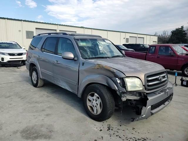 2001 Toyota Sequoia - Image 11