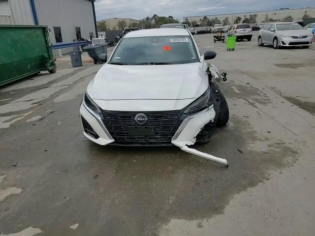 2024 Nissan Altima - Image 13