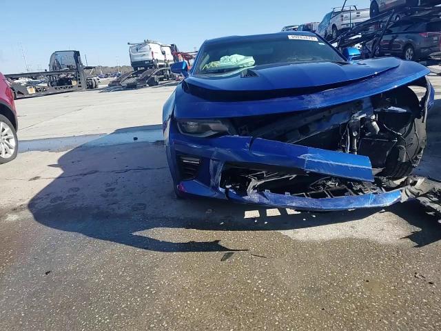 2016 Chevrolet Camaro - Image 11