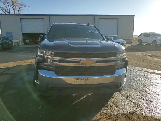 2020 Chevrolet Silverado - Image 13