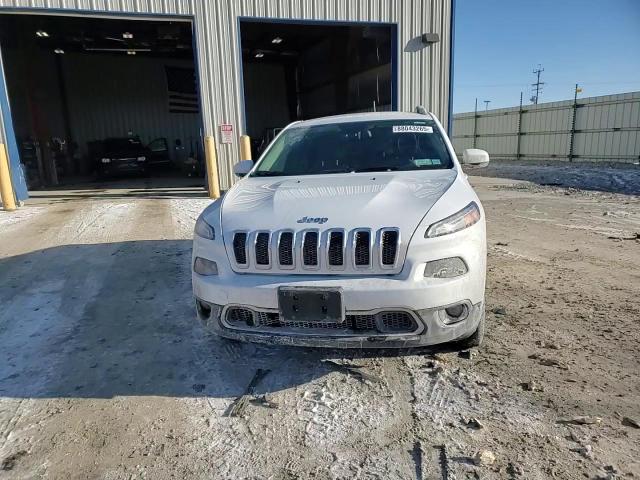 2017 Jeep Grand Cherokee - Image 12