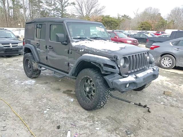 2019 Jeep Wrangler - Image 14