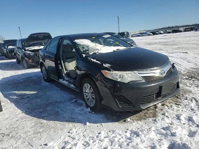 2012 Toyota Camry - Image 11