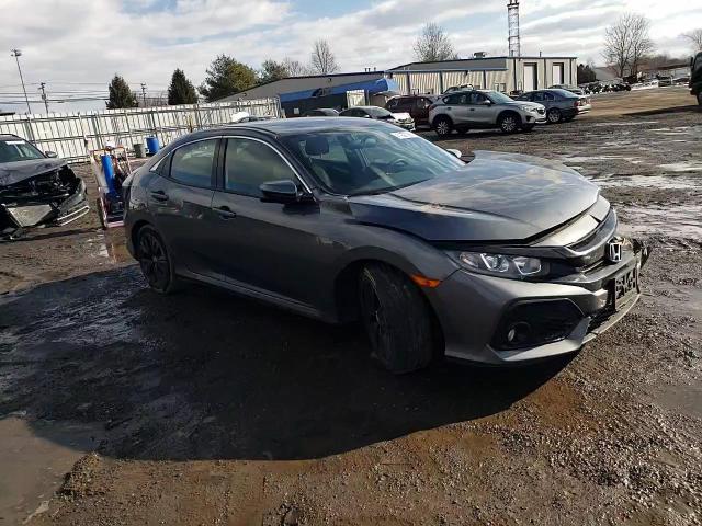 2018 Honda Civic - Image 10