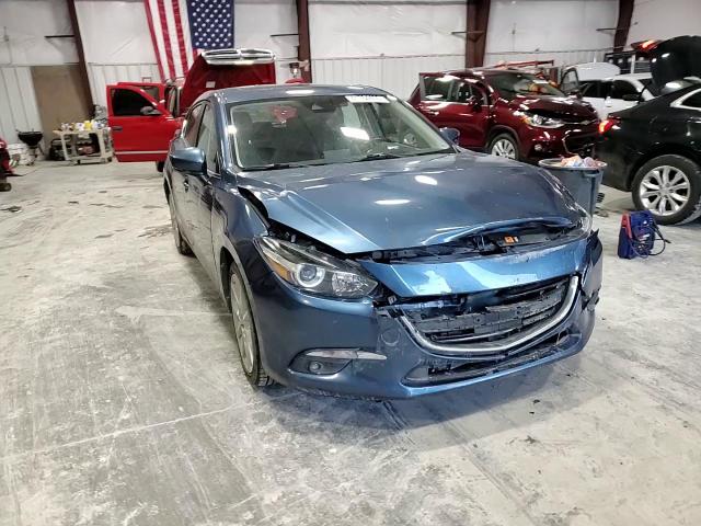 2017 Mazda 3 - Image 13