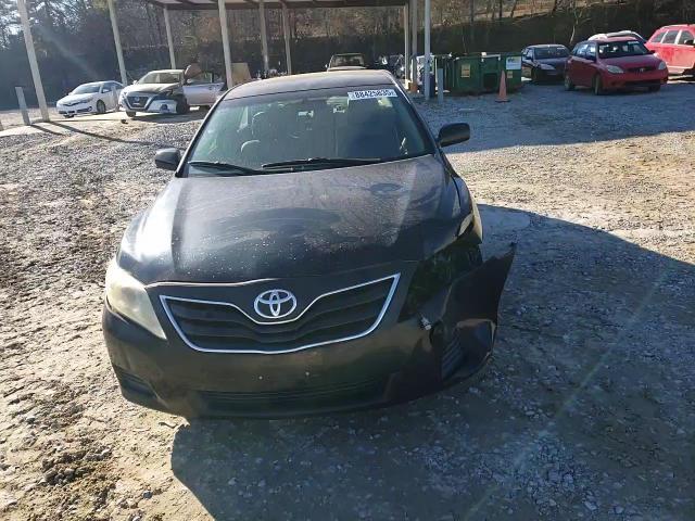 2011 Toyota Camry - Image 11