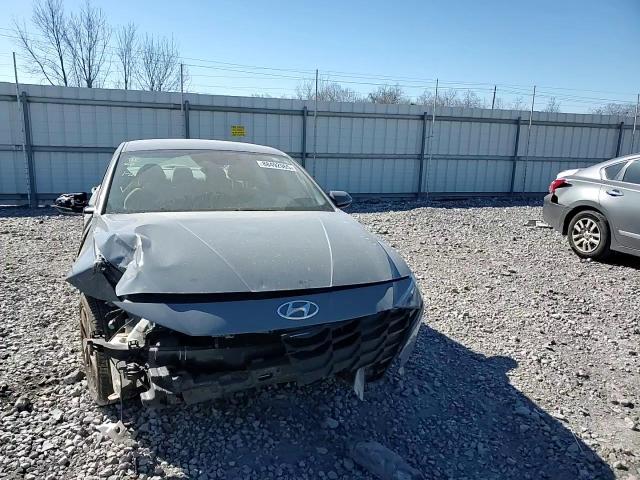 2023 Hyundai Elantra - Image 11