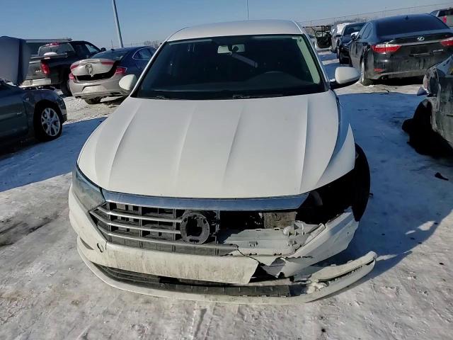 2019 Volkswagen Jetta - Image 10