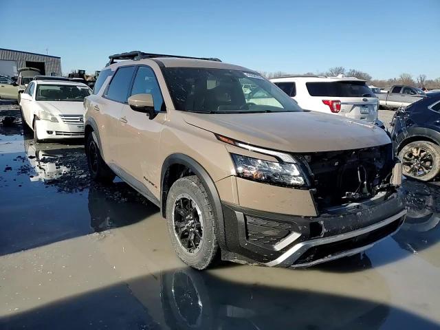 2024 Nissan Pathfinder - Image 11