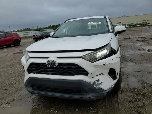 2019 Toyota RAV 4 - Image 11