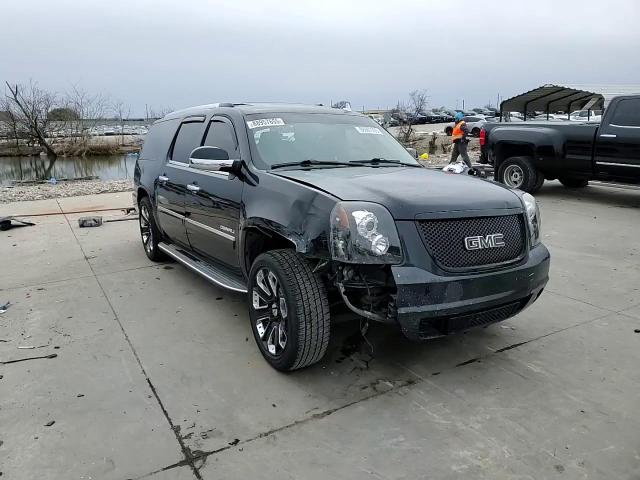 2012 GMC Yukon - Image 15