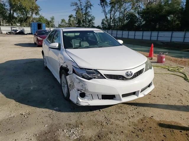 2014 Toyota Camry - Image 13