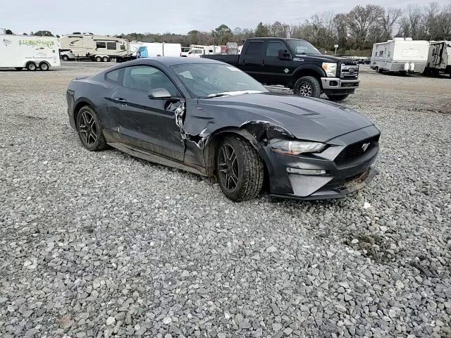 2020 Ford Mustang - Image 11