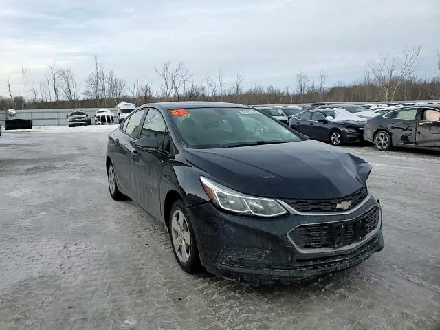 2016 Chevrolet Cruze - Image 11