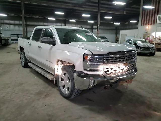2017 Chevrolet Silverado - Image 11