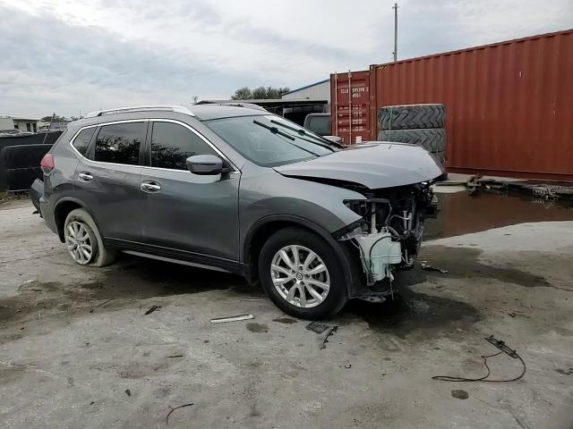 2018 Nissan Rogue - Image 12