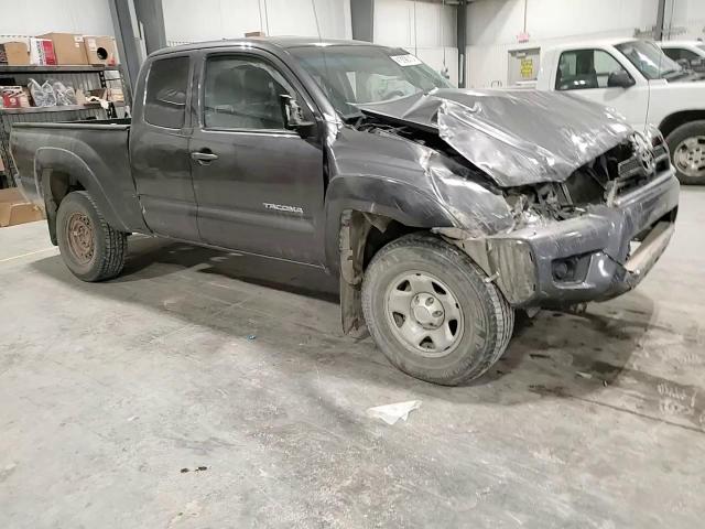 2015 Toyota Tacoma - Image 11