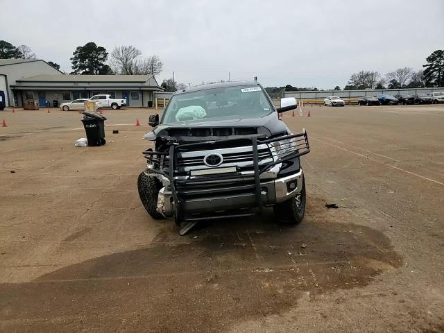 2017 Toyota Tundra - Image 11