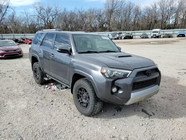 2018 Toyota 4Runner - Image 12