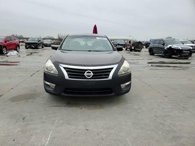 2014 Nissan Altima - Image 14