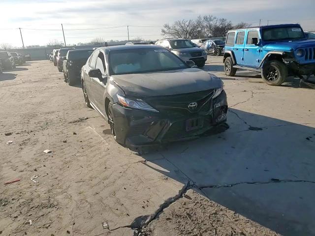 2020 Toyota Camry - Image 11