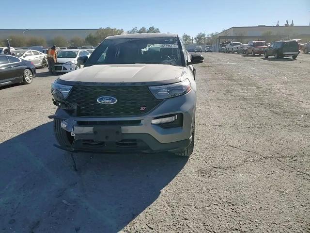 2021 Ford Explorer - Image 11