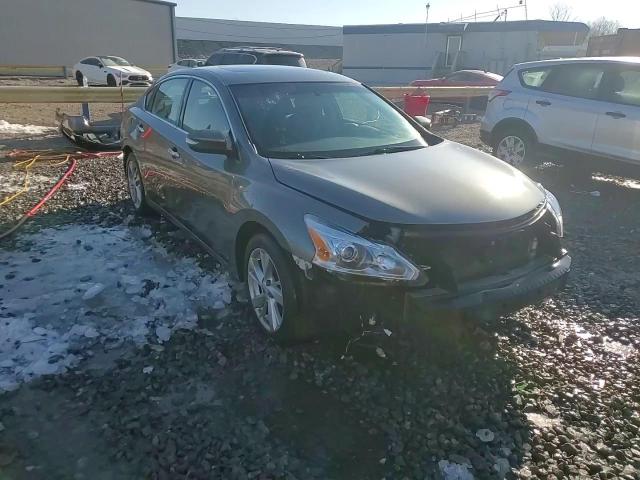 2014 Nissan Altima - Image 14