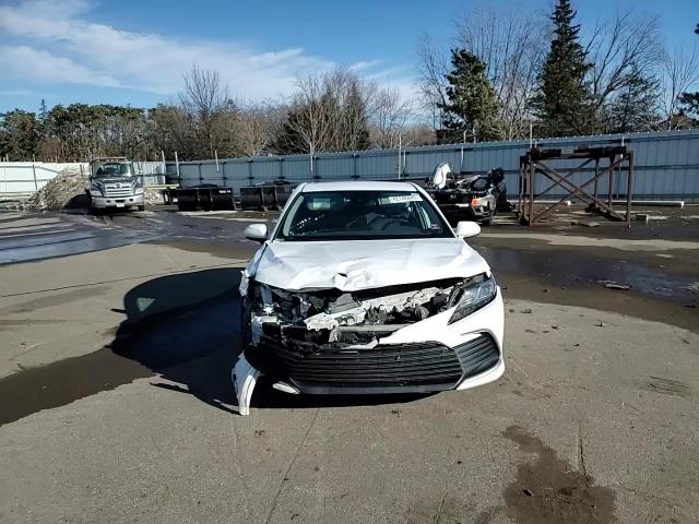 2021 Toyota Camry - Image 10