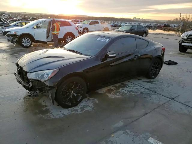 2013 Hyundai Genesis - Image 13