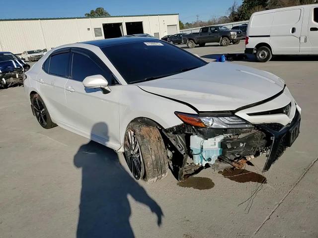 2018 Toyota Camry - Image 11