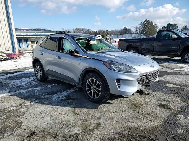 2022 Ford Escape - Image 10