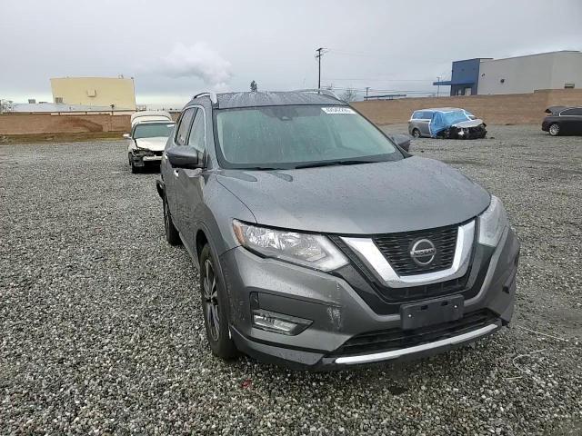 2018 Nissan Rogue - Image 12