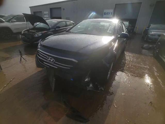 2017 Hyundai Sonata - Image 13