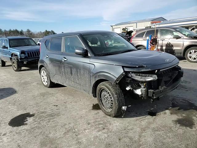 2021 Kia Soul - Image 12