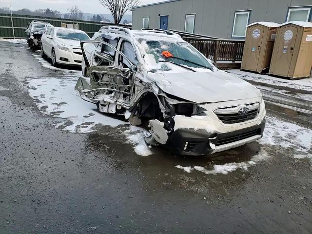 2021 Subaru Outback - Image 12
