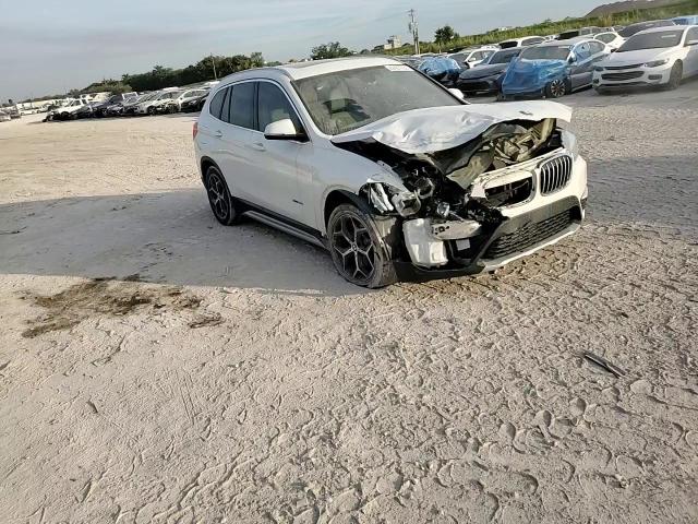 2016 BMW X1 - Image 11