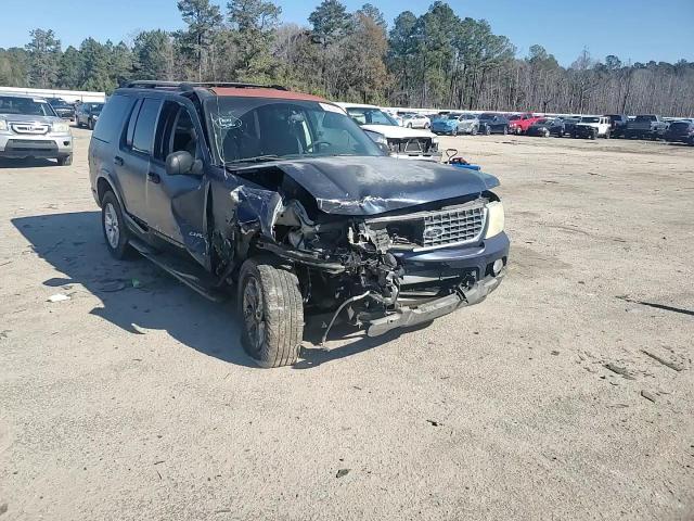 2002 Ford Explorer - Image 12