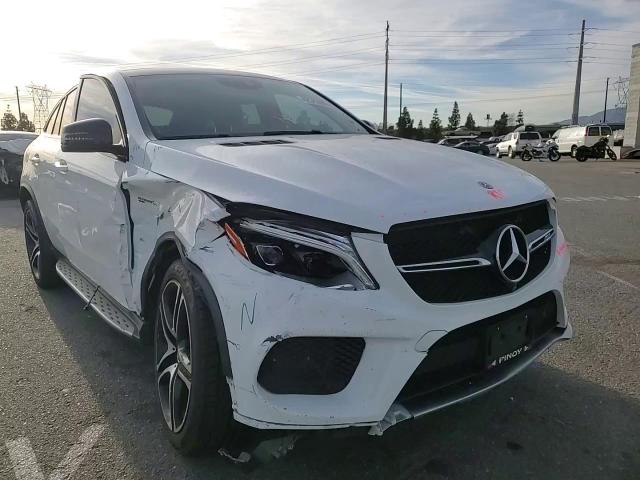 2017 Mercedes-Benz GLE - Image 11