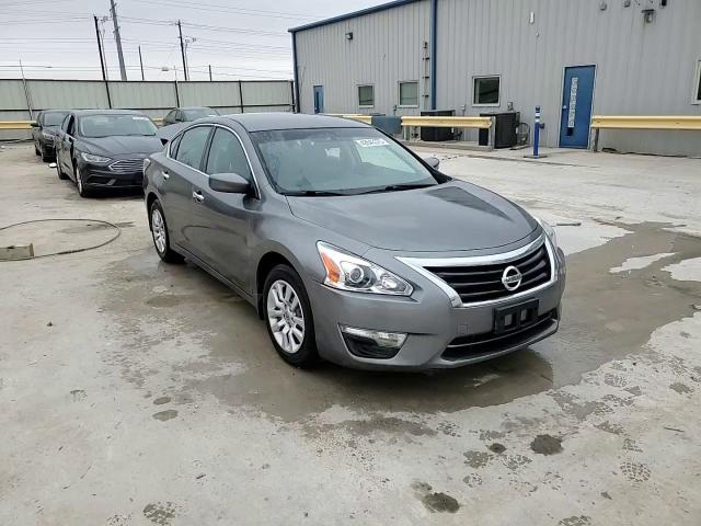 2015 Nissan Altima - Image 15